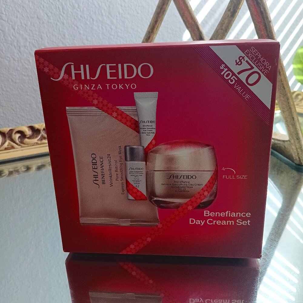 NIB Shiseido Benefiance Day Cream Gift Set